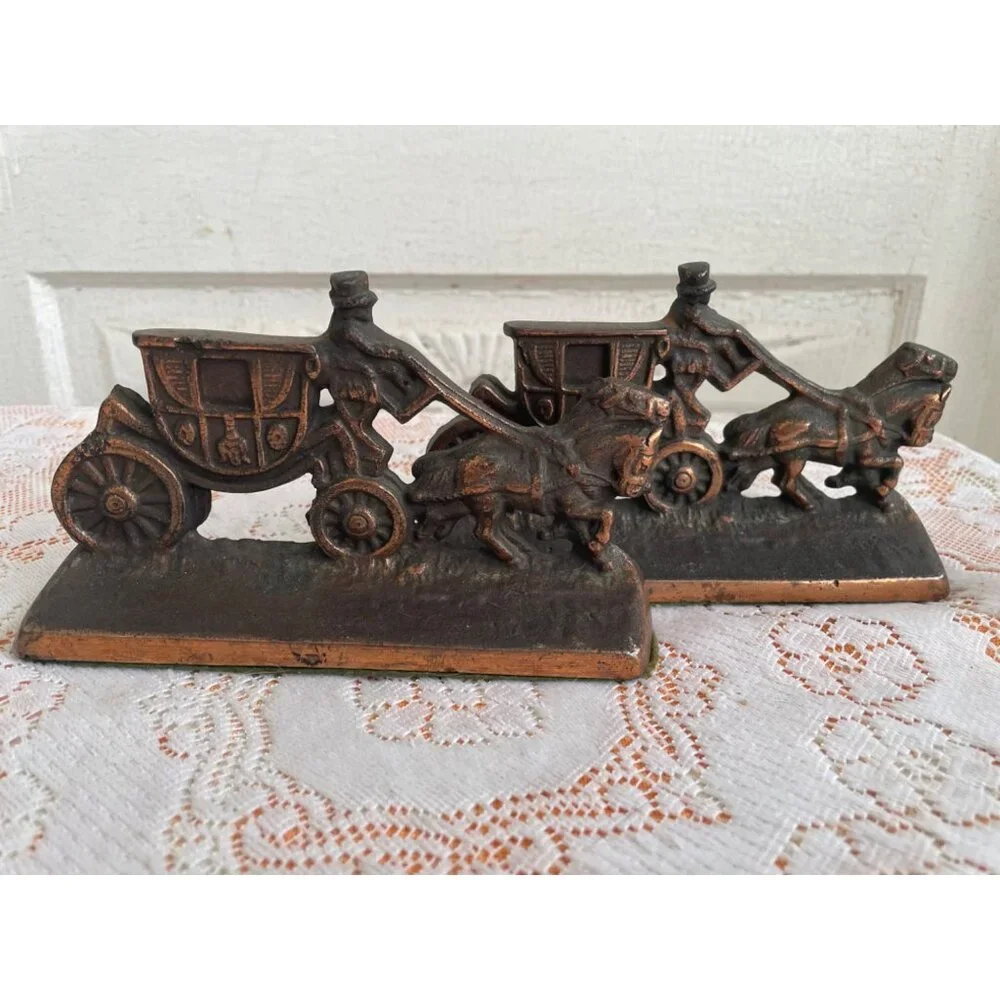 Vintage 1950s Cast Iron Copper Finish Stagecoach Bookends